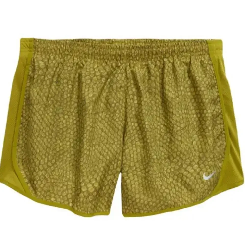 NWT NIKE Girls 2 Pair Running Gold & Training Black Athletic Shorts Size Large